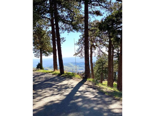 24999 Grandview Ave, Golden, CO 80401