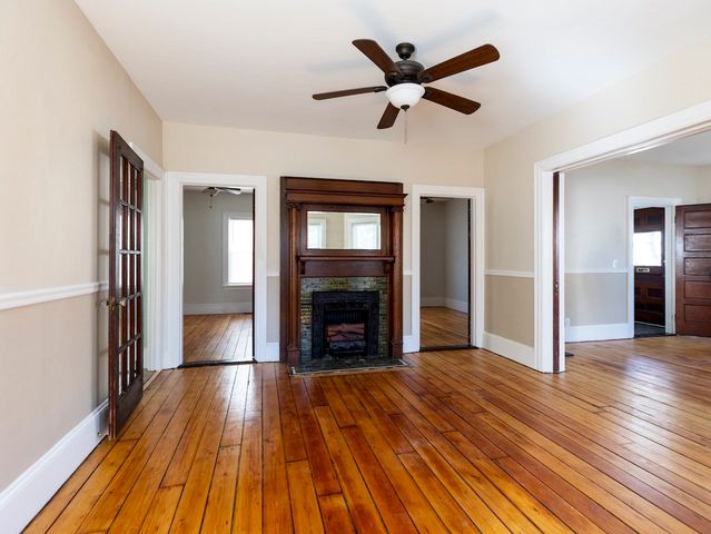 18 Meader St 1, Providence, RI 02909