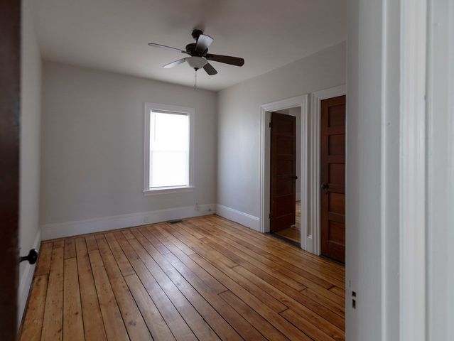 18 Meader St 1, Providence, RI 02909