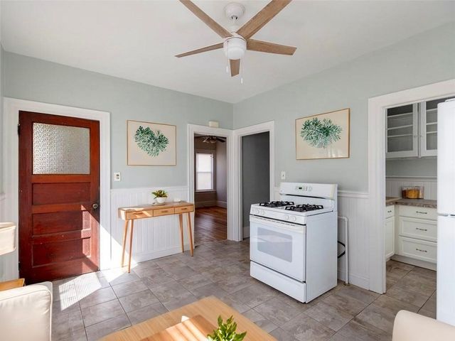 18 Meader St 1, Providence, RI 02909