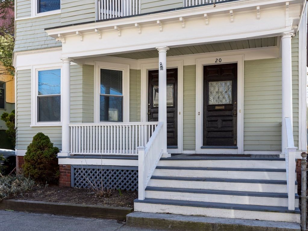 18 Meader St 1, Providence, RI 02909