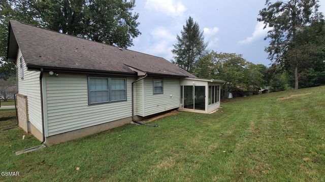 200 Highland View Drive, Knoxville, TN 37920