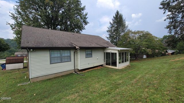 200 Highland View Drive, Knoxville, TN 37920