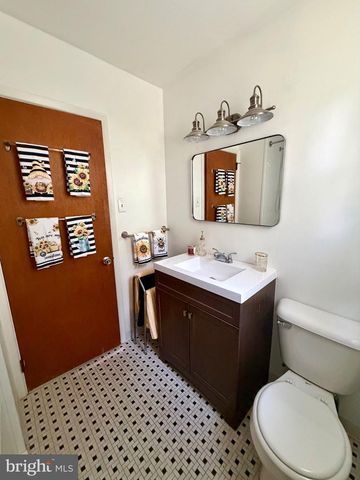 1258 TULIP RD, Warminster, PA 18974