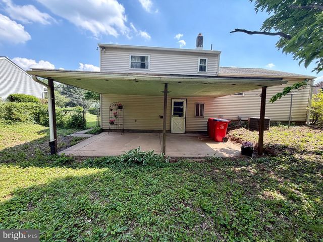 1258 TULIP RD, Warminster, PA 18974