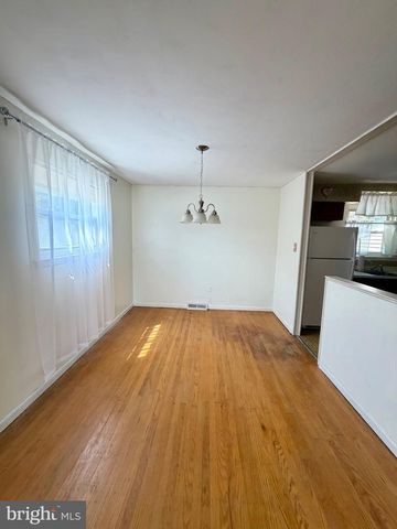 1258 TULIP RD, Warminster, PA 18974