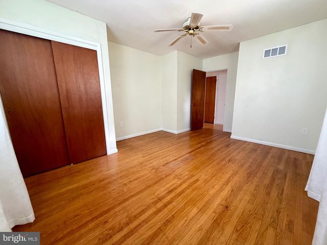 1258 TULIP RD, Warminster, PA 18974