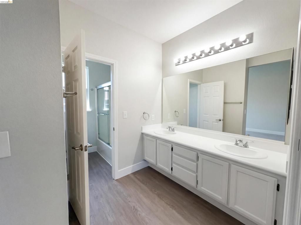 Image 24 of property listing at 300 Perkins Ct, Suisun City, CA 94585