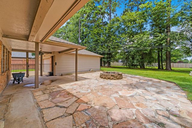 12806 Highland Hills Drive, Cypress, TX 77429