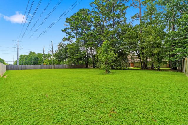 12806 Highland Hills Drive, Cypress, TX 77429
