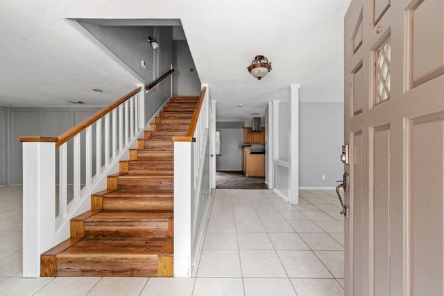 12806 Highland Hills Drive, Cypress, TX 77429