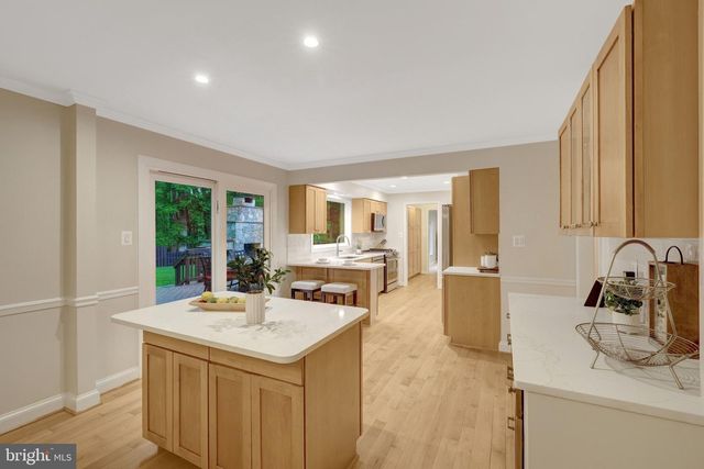 2006 CARRIAGE CT, Vienna, VA 22181