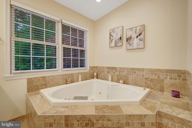 2006 CARRIAGE CT, Vienna, VA 22181