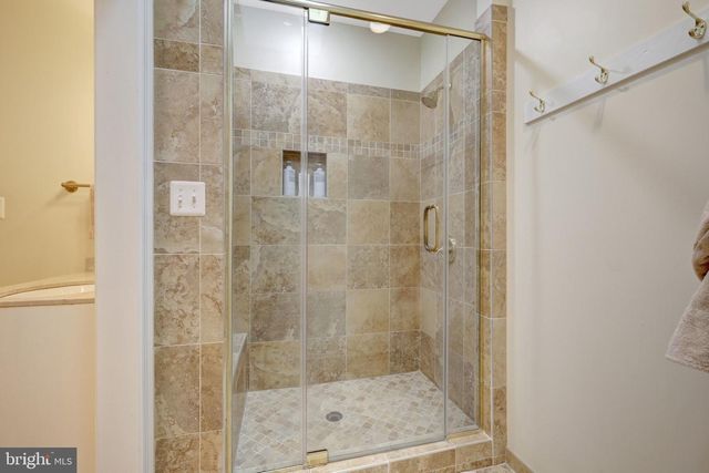 2006 CARRIAGE CT, Vienna, VA 22181