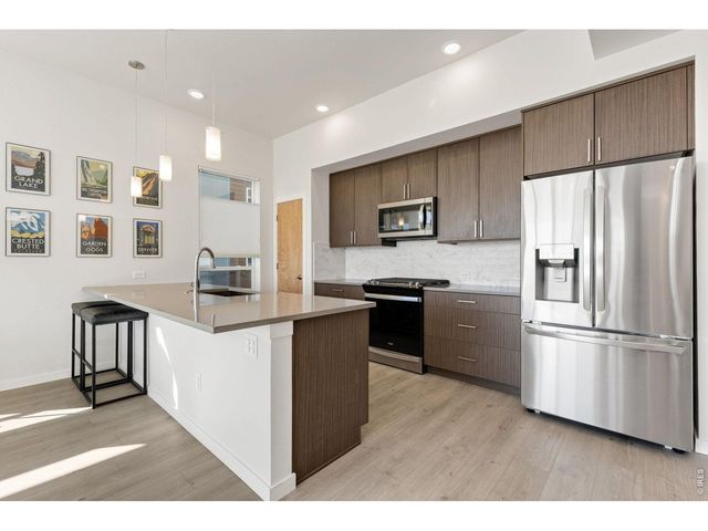 737 Kubat Ln B, Longmont, CO 80503