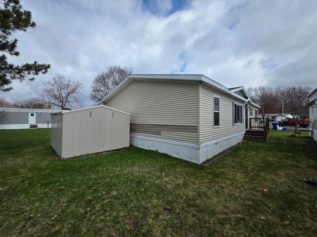 219 Circle Drive, Fremont, MI 49412