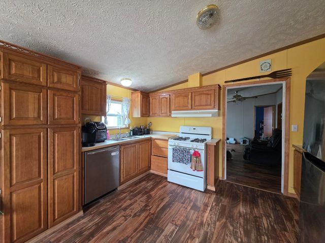 219 Circle Drive, Fremont, MI 49412