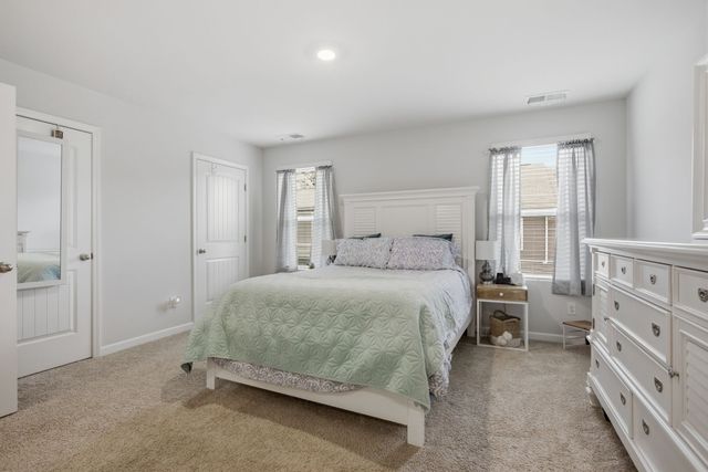 806 Dallas Dr, Columbia, TN 38401