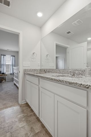 806 Dallas Dr, Columbia, TN 38401