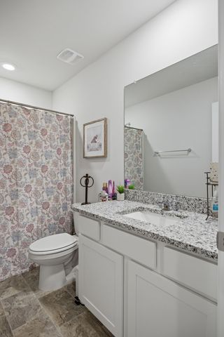 806 Dallas Dr, Columbia, TN 38401