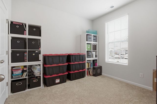 806 Dallas Dr, Columbia, TN 38401