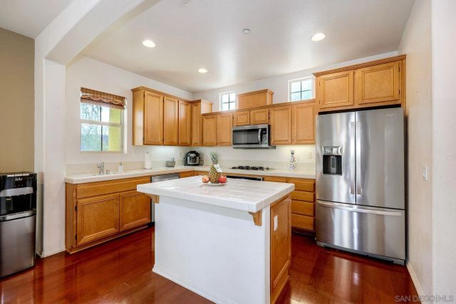 2674 Escala Circle, San Diego, CA 92108