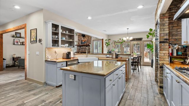 1716 Phantom Rider, Spring Branch, TX 78070