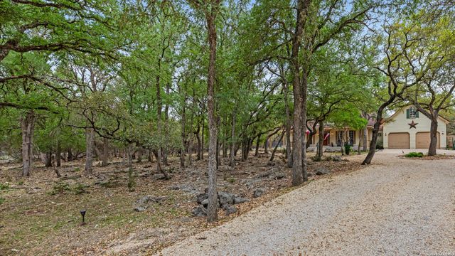 1716 Phantom Rider, Spring Branch, TX 78070