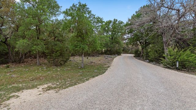 1716 Phantom Rider, Spring Branch, TX 78070