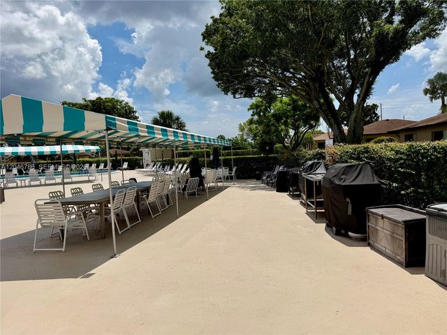 14790 Bonaire Blvd 202, Delray Beach, FL 33446