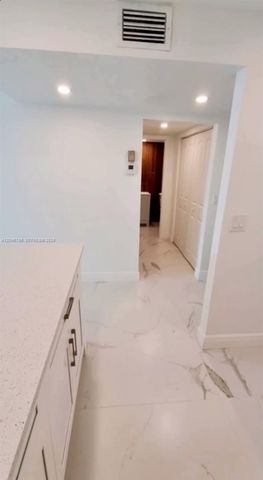 14790 Bonaire Blvd 202, Delray Beach, FL 33446