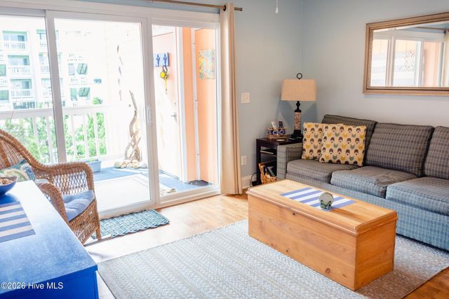 1615 Carolina Beach Avenue N Apt E5, Carolina Beach, NC 28428