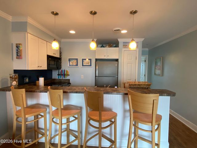 1615 Carolina Beach Avenue N Apt E5, Carolina Beach, NC 28428