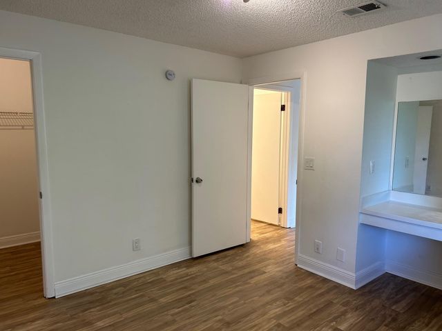 9999 Summerbreeze Drive 105, Sunrise, FL 33322