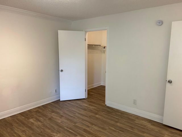 9999 Summerbreeze Drive 105, Sunrise, FL 33322