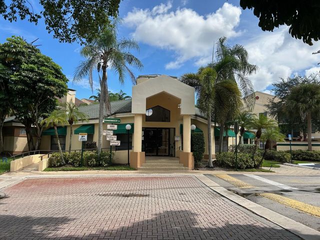 9999 Summerbreeze Drive 105, Sunrise, FL 33322