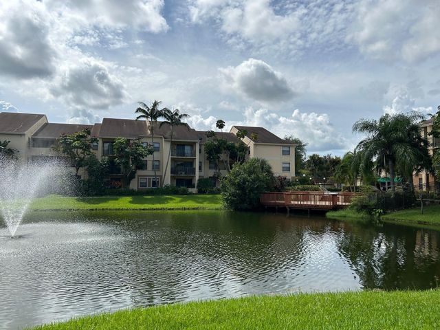 9999 Summerbreeze Drive 105, Sunrise, FL 33322