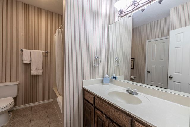 26035 Heartwood Drive 415, Whitney, TX 76692