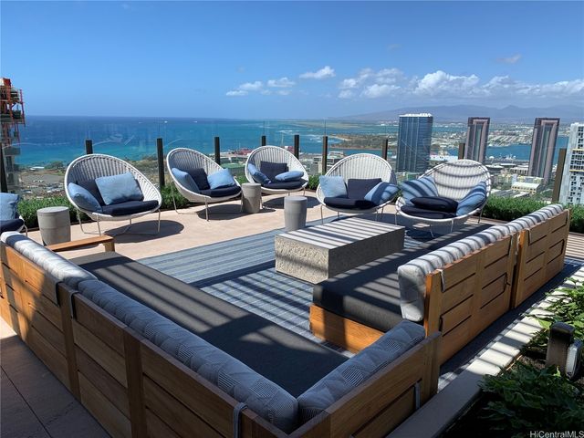 987 Queen Street 1404, Honolulu, HI 96814