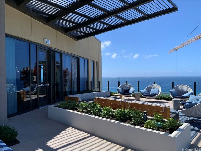 987 Queen Street 1404, Honolulu, HI 96814