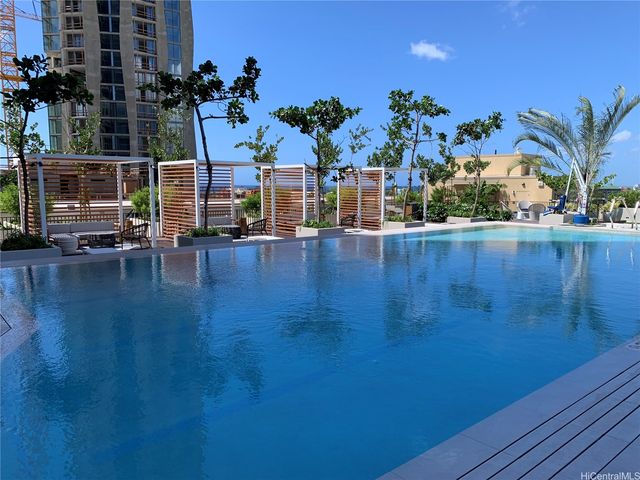 987 Queen Street 1404, Honolulu, HI 96814