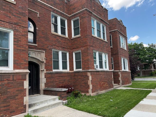 10500 S Wabash Avenue 02, Chicago, IL 60628