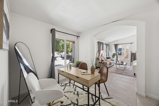 3129 W ROSS Avenue, Phoenix, AZ 85027