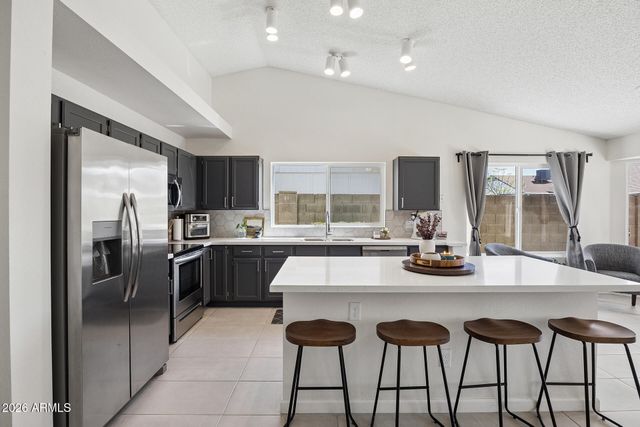 3129 W ROSS Avenue, Phoenix, AZ 85027