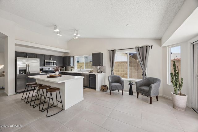 3129 W ROSS Avenue, Phoenix, AZ 85027