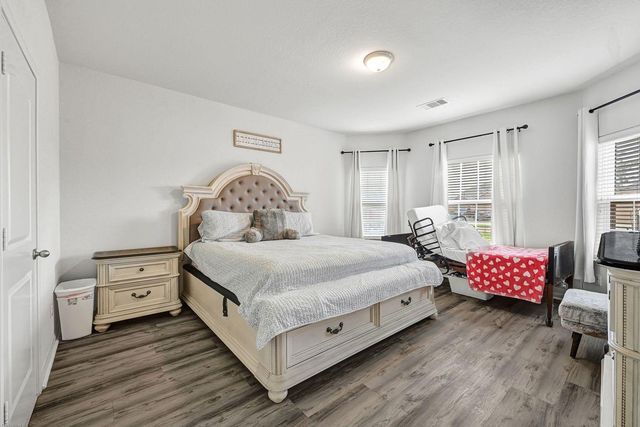 2329 Regatta Lane, La Marque, TX 77568