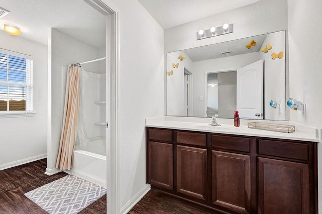 2329 Regatta Lane, La Marque, TX 77568