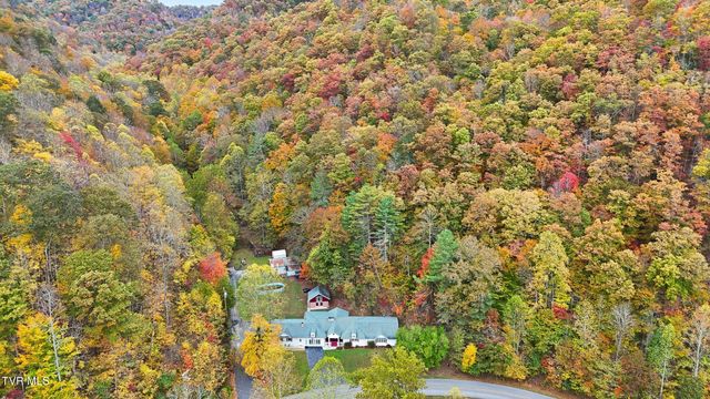 5186 Lick Creek Road, Clinchco, VA 24226