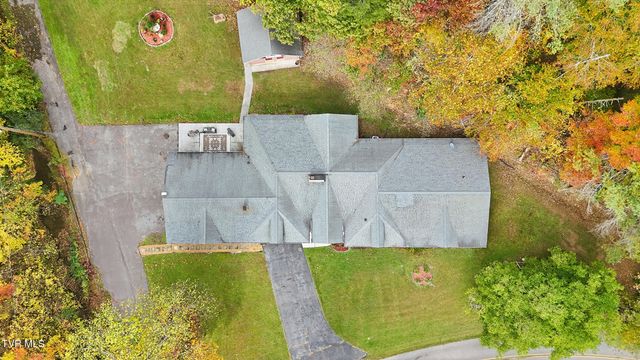 5186 Lick Creek Road, Clinchco, VA 24226