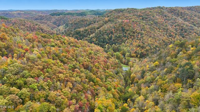 5186 Lick Creek Road, Clinchco, VA 24226
